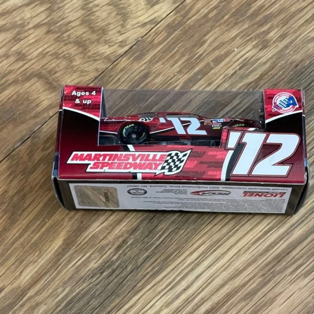Lionel‎ NASCAR Collectibles 1:64 Scale 12 Martinsville Speedway 2012 Limited Ed